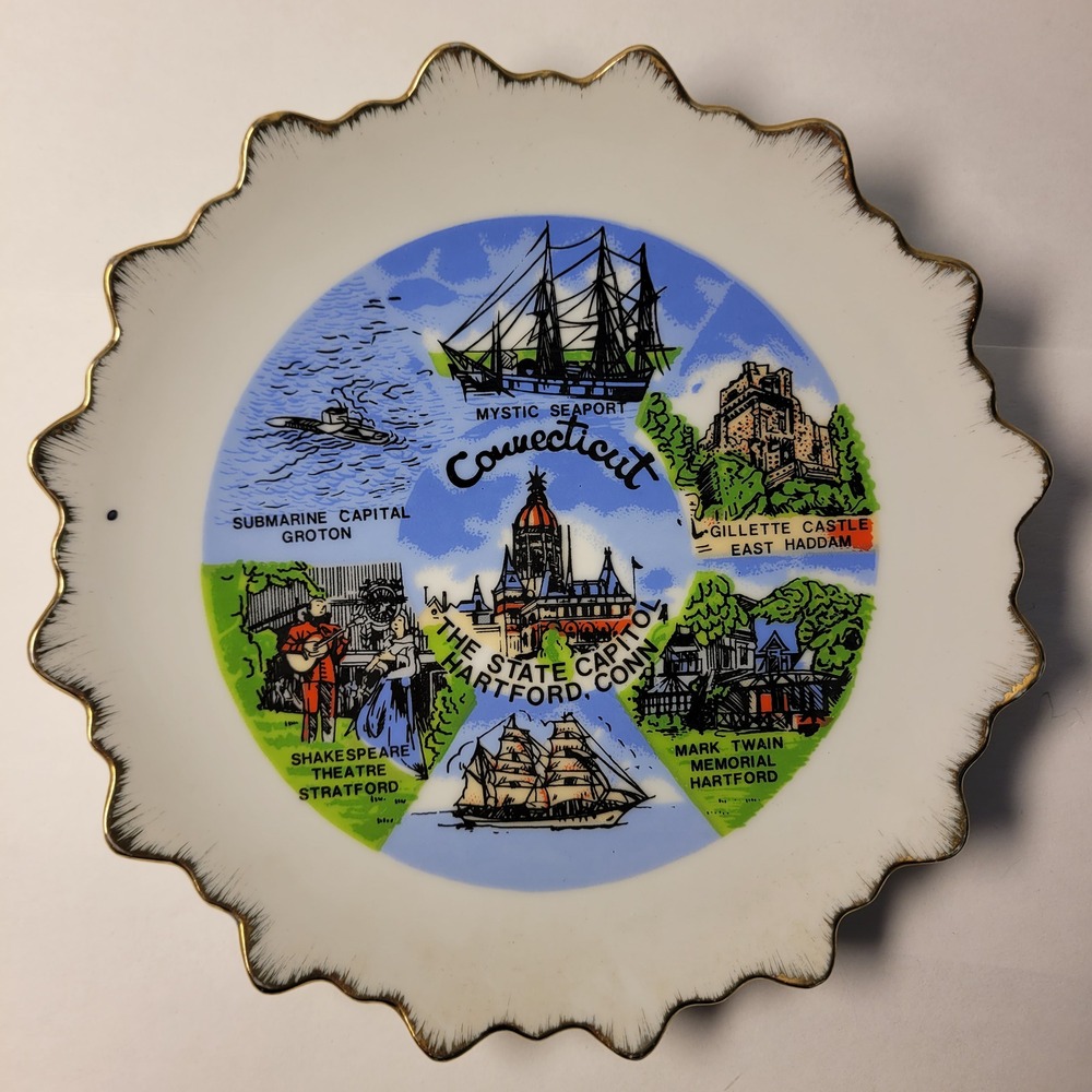 Connecticut Souvenir Plate Vintage Scalloped Gold Trim‎ 7.25 Inch